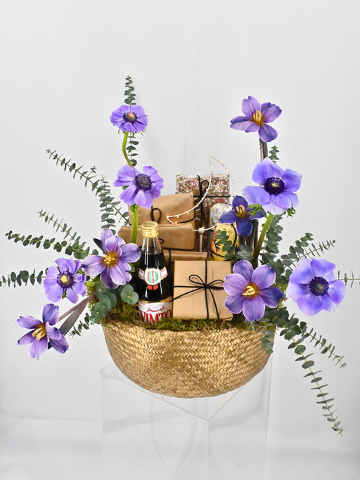 Gift Wrapping Basket Arrangement