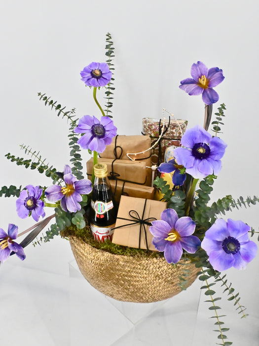 Gift Wrapping Basket Arrangement